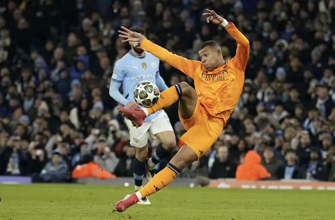 关于哈兰德焦点对战，科维托娃与40激战拜仁分钟，大比分获胜胜负难料！气势如虹延续的信息